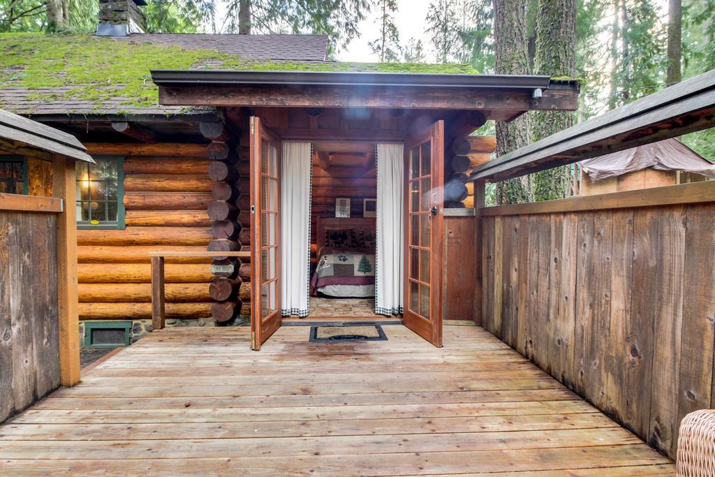 Zoe'S Log Cabin Welches Extérieur photo